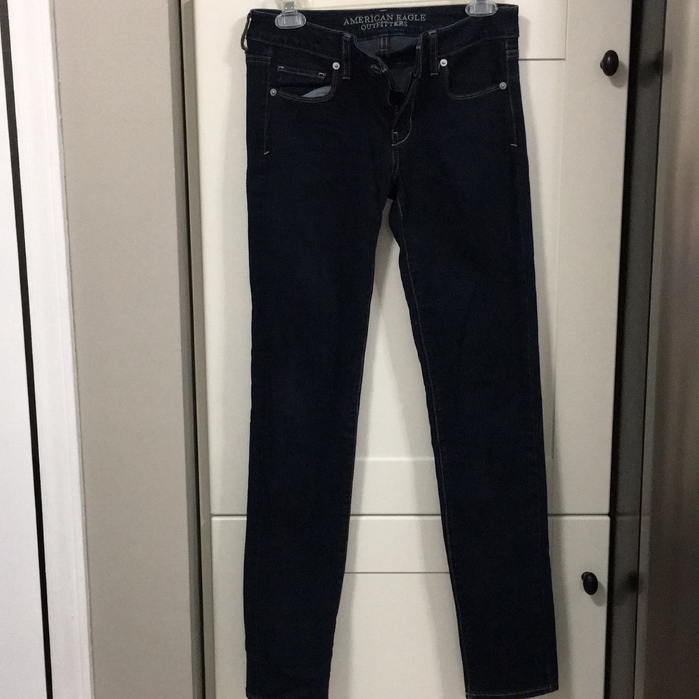 American Eagle women’s skinny jeans